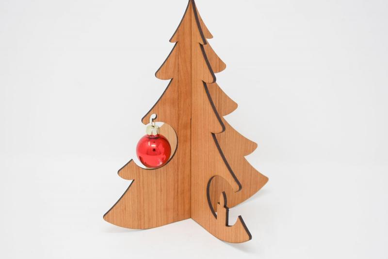 Weihnachtsbaum aus Kirschbaum
