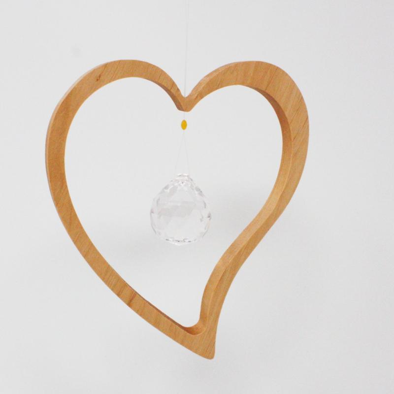 Feng Shui, Regenbogenkristalle, Kristall, Holz, Fensterdekoration, Windspiel, Deko, Lichtspiel, Regenbogen, Holzschale, Klangspiel, Fenster, Esoterik