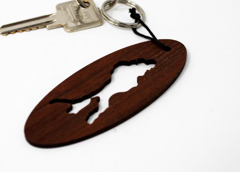 schlüssel-anhänger-eiche-holz-metall-ring-geschenk-engel