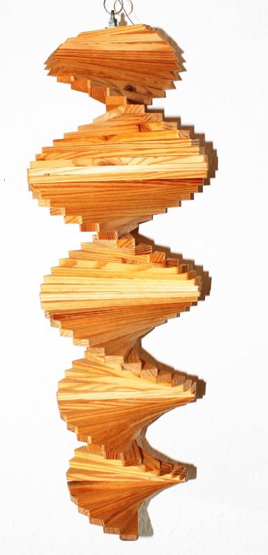 spirale-garten-holz-kiefer-metall-angelschnur-drehfunktion-baum