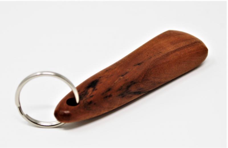 schlüssel-anhänger-apfel-holz-metall-ring-geschenk