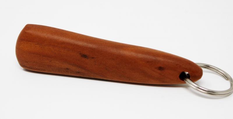 schlüssel-anhänger-apfel-holz-metall-ring-geschenk