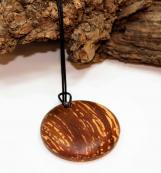 Kette aus gestocktem Birnenholz